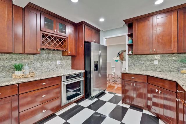 4611 Carmen Way, Union City CA: https://media.crmls.org/mediaz/565ce33c-b5b4-44f3-8568-7fc29d682c60.jpg