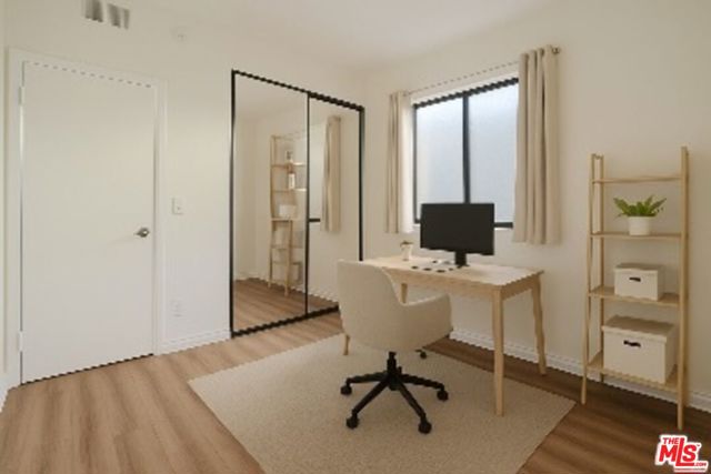 3231 Cheviot Vista Place, Los Angeles CA: https://media.crmls.org/mediaz/565de7c3-5879-4235-a296-060f71481242.jpg