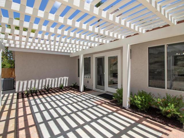 Detail Gallery Image 29 of 40 For 1219 Sunglow Dr, Oceanside,  CA 92056 - 4 Beds | 2 Baths
