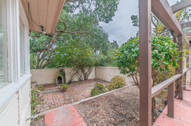 25145 N Carmel Hills Drive, Carmel CA: https://media.crmls.org/mediaz/565ebdc3-ad6d-4158-8633-c3b66b37db46.jpg