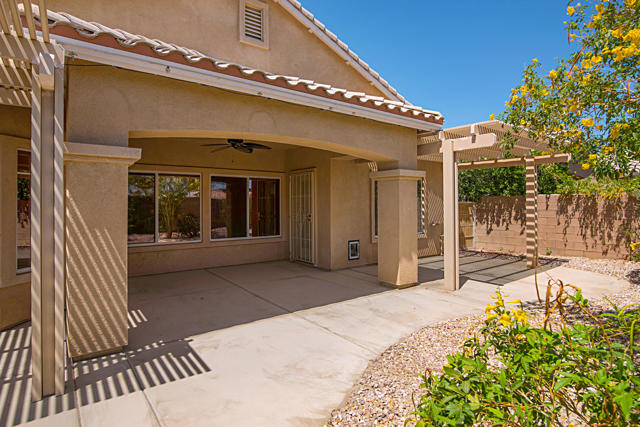79851 Carmel Valley Avenue, Indio CA: https://media.crmls.org/mediaz/565ef50e-8807-4451-8a68-b5037aab8b17.jpg