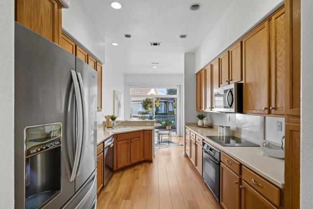 2044 Folle Blanche Drive, San Jose CA: https://media.crmls.org/mediaz/565f81fe-fdb1-4c18-a5e9-52db3713700e.jpg