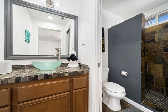 47375 Mangrove Street, Indio CA: https://media.crmls.org/mediaz/565f94d2-9928-44f8-b787-38c38599bed6.jpg