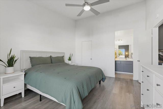 10180 Palm Glen Dr, Santee CA: https://media.crmls.org/mediaz/56603166-e8ca-4da7-b178-a41eb53ff856.jpg