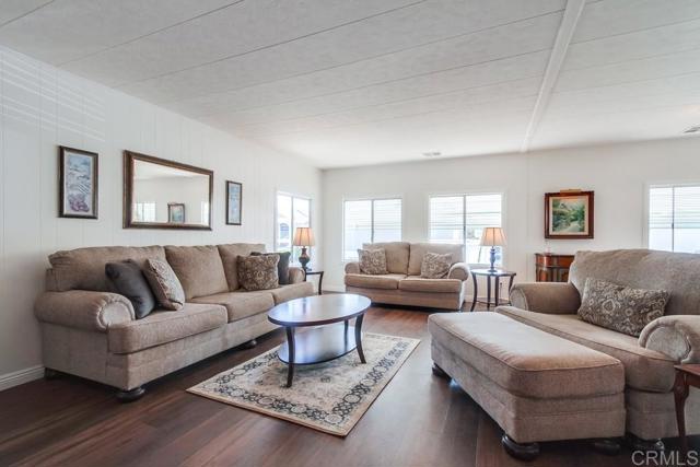 Detail Gallery Image 14 of 47 For 1120 E Mission Road #27,  Fallbrook,  CA 92028 - 2 Beds | 2 Baths