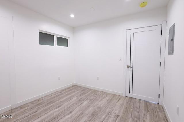 Detail Gallery Image 13 of 13 For 17314 Kingsbury St #1/2,  Granada Hills,  CA 91344 - 1 Beds | 1 Baths