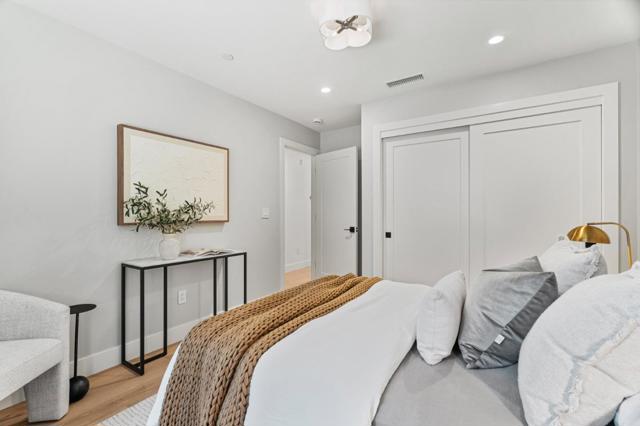 17119 Crescent Drive, Los Gatos CA: https://media.crmls.org/mediaz/5661c924-3d2b-470f-a3f9-df180ddb856b.jpg