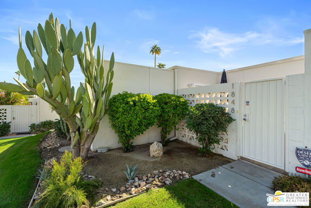 1848 Sandcliff Road, Palm Springs, California 92264, 3 Bedrooms Bedrooms, ,1 BathroomBathrooms,Condominium,For Sale,Sandcliff,24458212