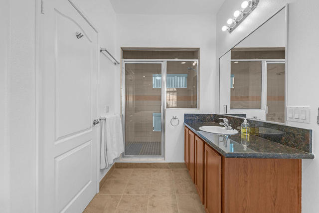 12622 Miracle Hill Road, Desert Hot Springs CA: https://media.crmls.org/mediaz/5662bbb8-cf01-4bde-a1ca-022d2aab14f0.jpg