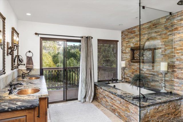 1379 Sunny Heights Road, Fallbrook CA: https://media.crmls.org/mediaz/56632904-9401-467e-af47-7394dee64163.jpg