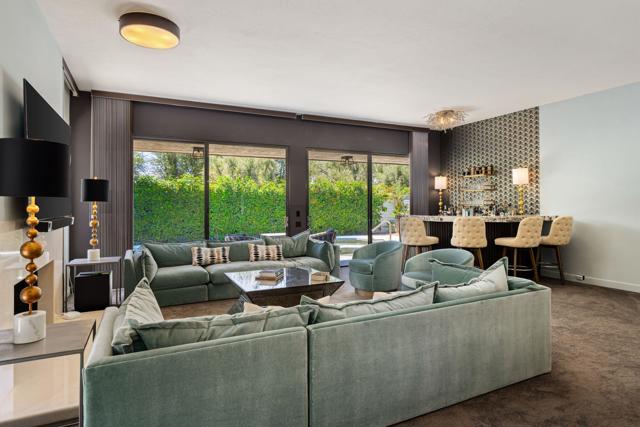 88 Princeton Drive, Rancho Mirage CA: https://media.crmls.org/mediaz/56632e7c-f9f7-4a71-bd40-0b4eadd6127c.jpg