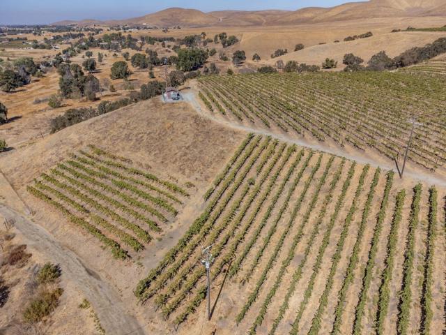 0 Airline Highway, Tres Pinos CA: https://media.crmls.org/mediaz/566573d1-e6f4-456c-ba6c-4313633903e9.jpg
