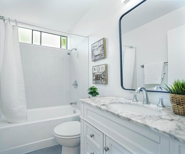801 Ram Lane, Foster City CA: https://media.crmls.org/mediaz/56664ac6-8ac5-4124-af54-c6cd1fabc278.jpg
