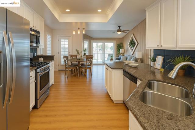 2136 Sand Point Rd, Discovery Bay CA: https://media.crmls.org/mediaz/566707a9-410b-4d9e-9377-416a8d32092f.jpg
