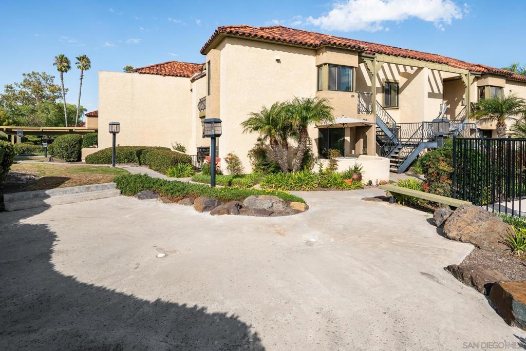 7360 Park Ridge - photo 2