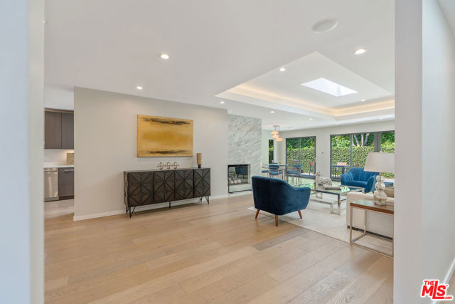 2829 Westbrook Avenue, Los Angeles CA: https://media.crmls.org/mediaz/566832fa-eacd-495d-a025-e7f143134d53.jpg