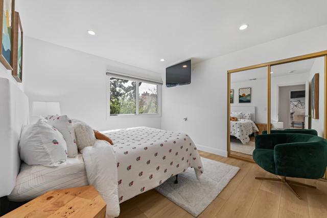 707 Santa Cruz Lane, Foster City CA: https://media.crmls.org/mediaz/56684d1d-e7e4-4d42-b0b8-1660b0a26b51.jpg