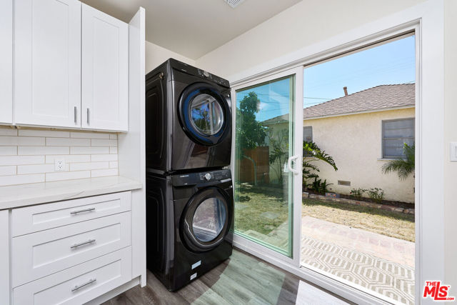 3653 Falcon Avenue, Long Beach CA: https://media.crmls.org/mediaz/5669aaa2-30bd-488d-9880-d8b3e2758b56.jpg