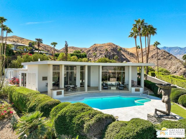 2432 Southridge Drive, Palm Springs, California 92264, 3 Bedrooms Bedrooms, ,1 BathroomBathrooms,Single Family Residence,For Sale,Southridge,24458521