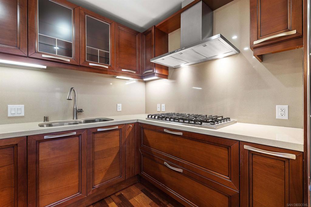 1325 Pacfiic Hwy. - photo 7