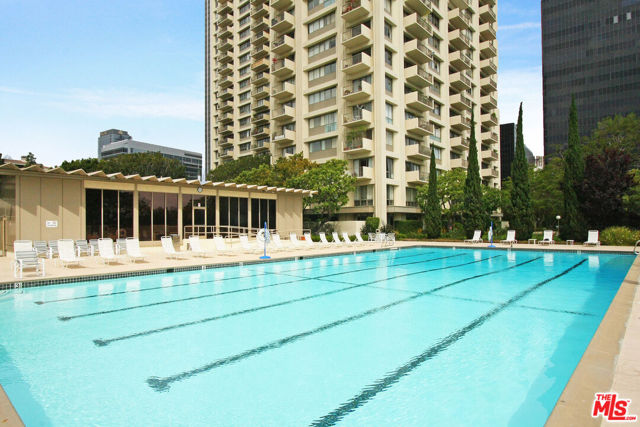 2160 Century Park East, Los Angeles CA: https://media.crmls.org/mediaz/566ce395-827e-4211-9186-acca30d5bbda.jpg