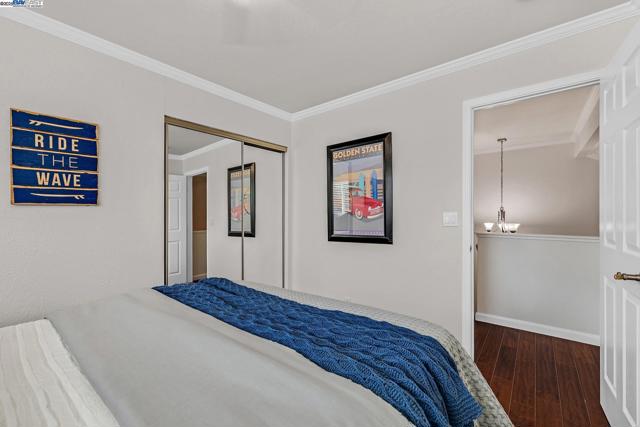 5487 Treeflower Dr, Livermore CA: https://media.crmls.org/mediaz/566d4295-abe6-4ba2-8ef3-c726bb9fe106.jpg