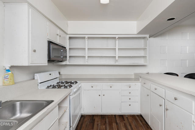 Detail Gallery Image 16 of 18 For 3901 Union Ave #18,  Bakersfield,  CA 93305 - 1 Beds | 1 Baths