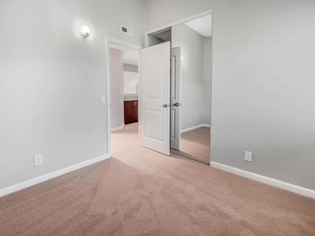 12440 Kestrel St, San Diego CA: https://media.crmls.org/mediaz/566fca37-f645-4e86-bc55-f7c7cd23c8bc.jpg