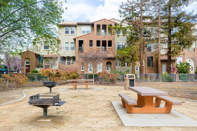 1821 Camino Leonor, San Jose CA: https://media.crmls.org/mediaz/56700d6f-db93-4b24-838a-9b9db320329d.jpg