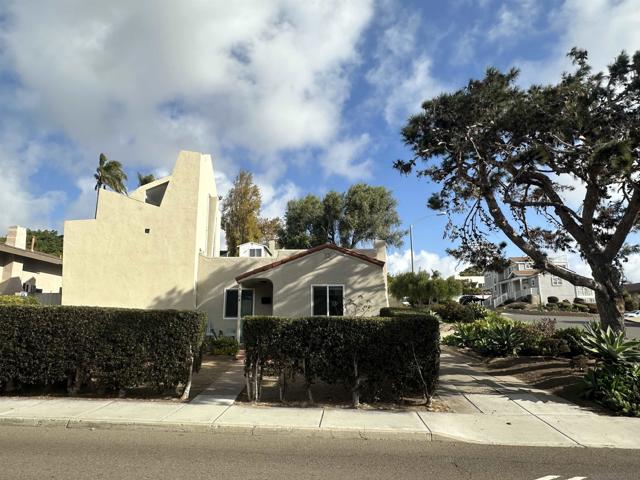 3304 Canon Street, San Diego, California 92106, 2 Bedrooms Bedrooms, ,2 BathroomsBathrooms,Single Family Residence,For Sale,Canon Street,250000035SD