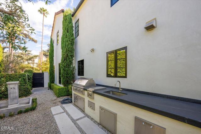 Detail Gallery Image 60 of 76 For 1329 Campbell St, Glendale,  CA 91207 - 4 Beds | 6 Baths