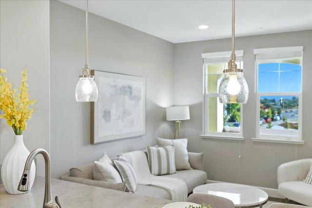 1011 Bellante Lane, San Jose CA: https://media.crmls.org/mediaz/56720981-6083-40d0-93e2-0e2b74ad3c60.jpg