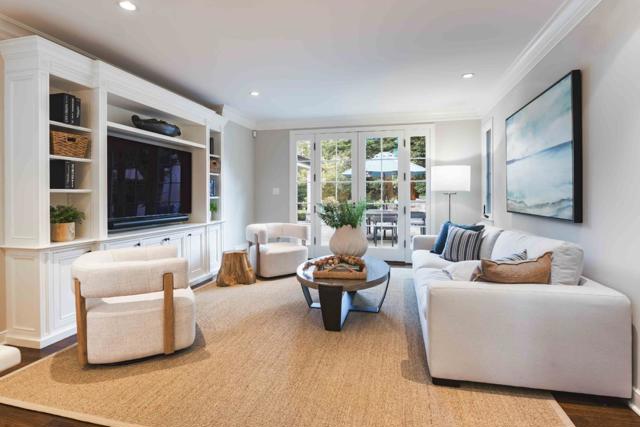 467 Lincoln Avenue, Palo Alto CA: https://media.crmls.org/mediaz/5672391f-8df6-4dde-8a9f-cfb1cc9c5ae4.jpg