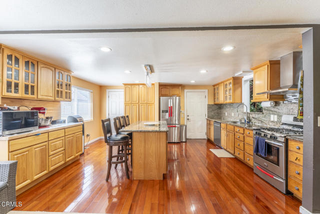 18900 Porterfield Lane, Fort Bragg CA: https://media.crmls.org/mediaz/5672b264-f021-4cad-bbc3-ca98d96fff73.jpg