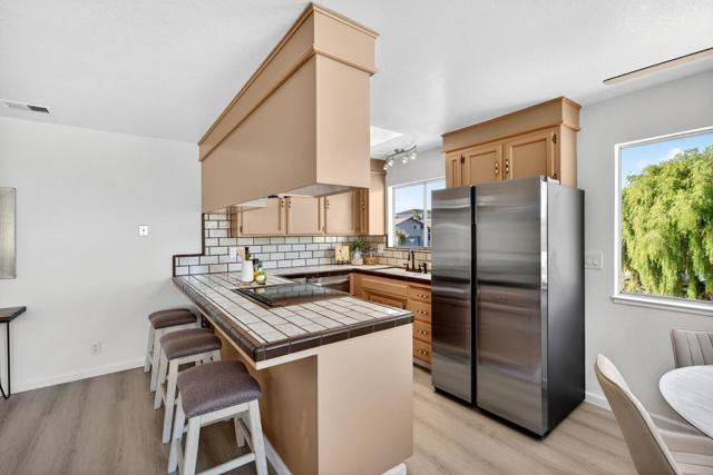 18848 Eisenhower Street, Salinas CA: https://media.crmls.org/mediaz/56732d8c-bbbd-4cba-8567-6dfe54fcc9fd.jpg