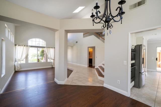 Detail Gallery Image 24 of 44 For 1688 Crystal Ridge Ct, Vista,  CA 92081 - 4 Beds | 2/1 Baths