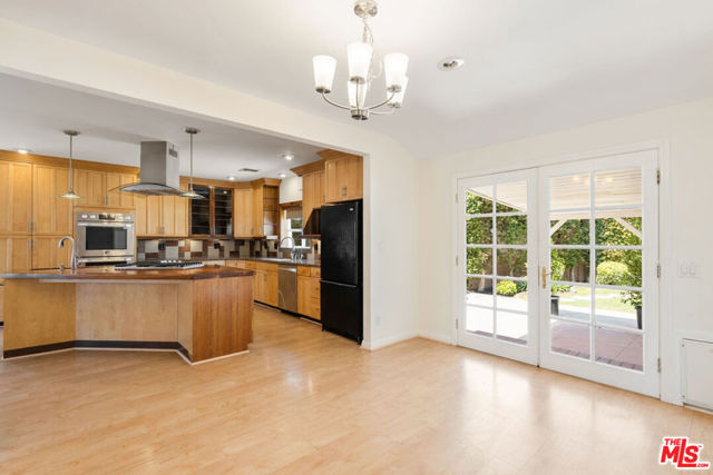 3 Bed Home for Sale in Burbank, California