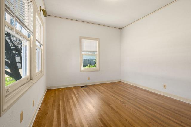 1240 Mckendrie Street, San Jose CA: https://media.crmls.org/mediaz/56758f25-ef8c-4757-b6e6-b1346ac926d0.jpg