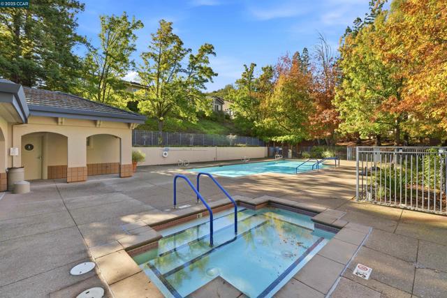 5913 Horsemans Canyon, Walnut Creek CA: https://media.crmls.org/mediaz/5675ffd8-a347-4efc-970a-8e8713fd74c8.jpg