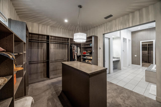 1 Via Merenda, Rancho Mirage CA: https://media.crmls.org/mediaz/56768477-1d49-498f-a2d8-ad5b25b55627.jpg