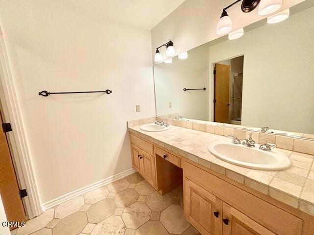 Detail Gallery Image 15 of 30 For 2330 Zephyr Ct #205,  Ventura,  CA 93001 - 3 Beds | 2 Baths