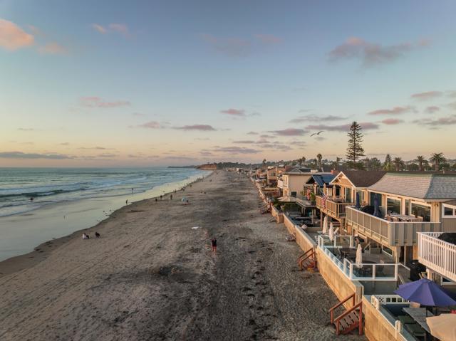Detail Gallery Image 17 of 18 For 1812 Ocean Front, Del Mar,  CA 92014 - 3 Beds | 2 Baths
