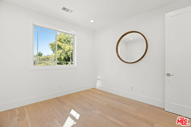 Drew Fenton | 744 Almar Avenue Pacific Palisades CA | MLS: 7446010 Drew Fenton | 744 Almar Avenue Pacific Palisades CA | MLS: 7446010