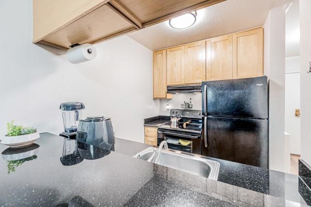 3154 Shelter Creek Lane, San Bruno CA: https://media.crmls.org/mediaz/5677ef2c-f5f1-4857-97c0-76c2ec065f55.jpg