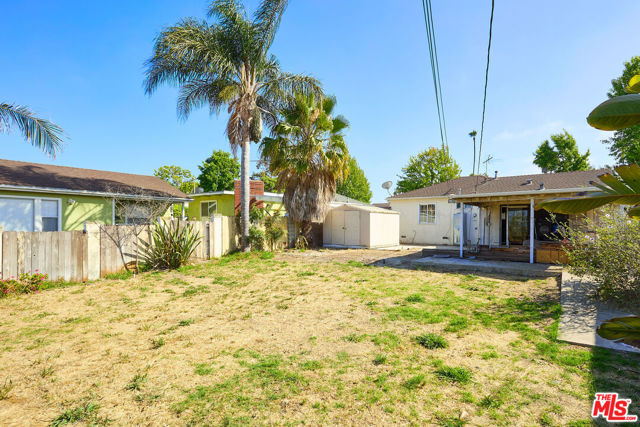 7456 Midfield Avenue, Los Angeles, California 90045, 2 Bedrooms Bedrooms, ,1 BathroomBathrooms,Single Family Residence,For Sale,Midfield,24404167