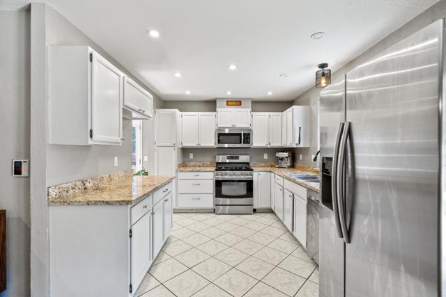 3607 Paper Mill Road, Soquel CA: https://media.crmls.org/mediaz/56780ef8-5b60-43de-8329-cc0deac190af.jpg