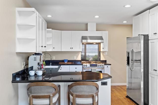 777 Bayview Way, Redwood City CA: https://media.crmls.org/mediaz/56784a58-cc3d-47ee-a7e9-a5064f5a875e.jpg