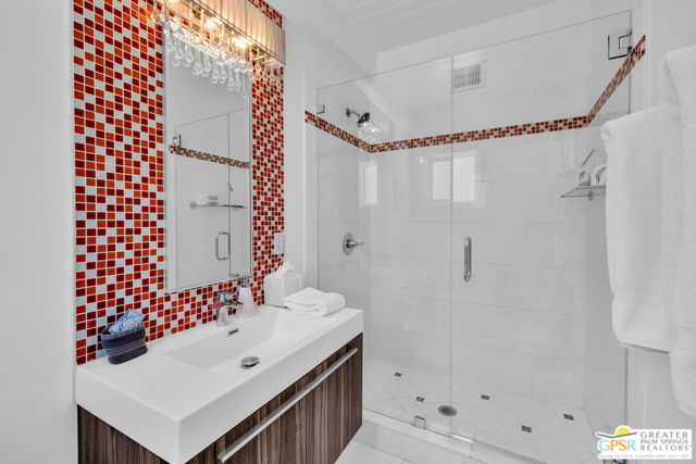 1841 N Berne Drive, Palm Springs CA: https://media.crmls.org/mediaz/567a1061-999a-4c77-a3b6-4a6ba2b1be18.jpg