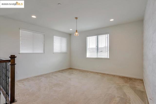 809 BLUESTONE DR, Oakley CA: https://media.crmls.org/mediaz/567ab7bb-6bcd-40d8-8019-08e63e429c7f.jpg