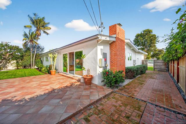 660 Cabrillo Ave, Coronado CA: https://media.crmls.org/mediaz/567abf28-6fdf-4678-b980-48051c4c3621.jpg